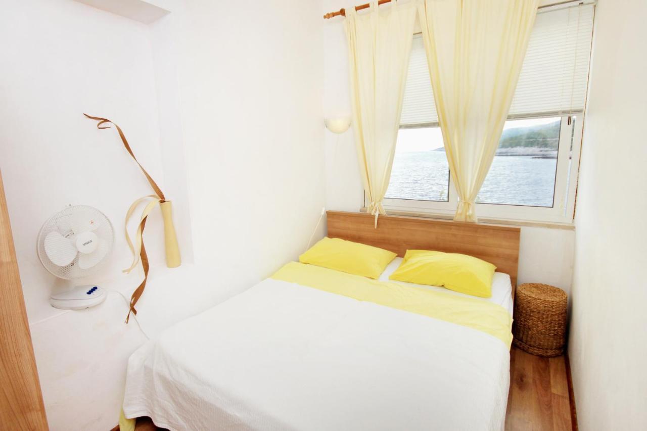 Apartments By The Sea Zavalatica, Korcula - 189 Exterior foto